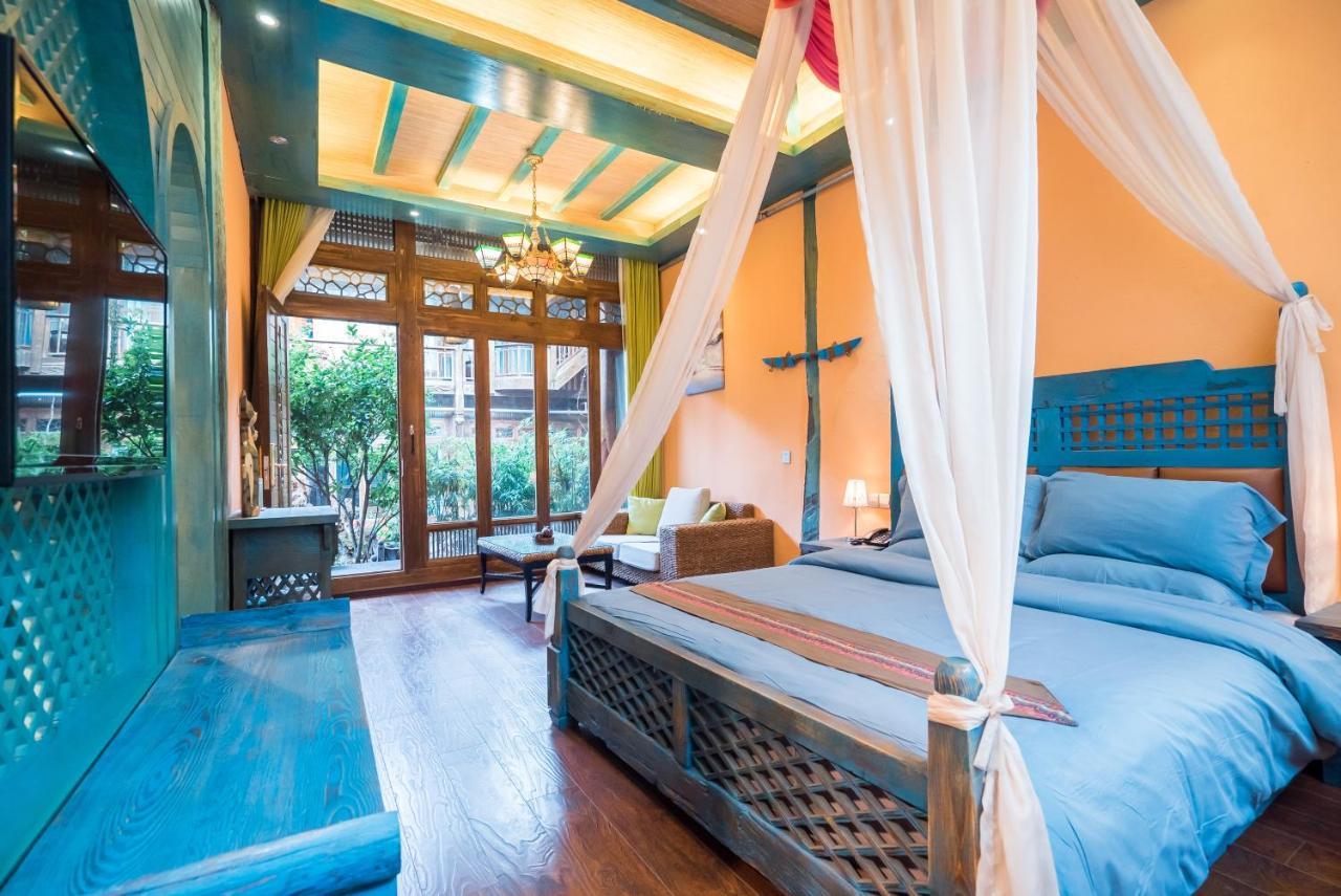 The Ritz-Man Boutique Inn Lijiang ลี่เจียง ภายนอก รูปภาพ