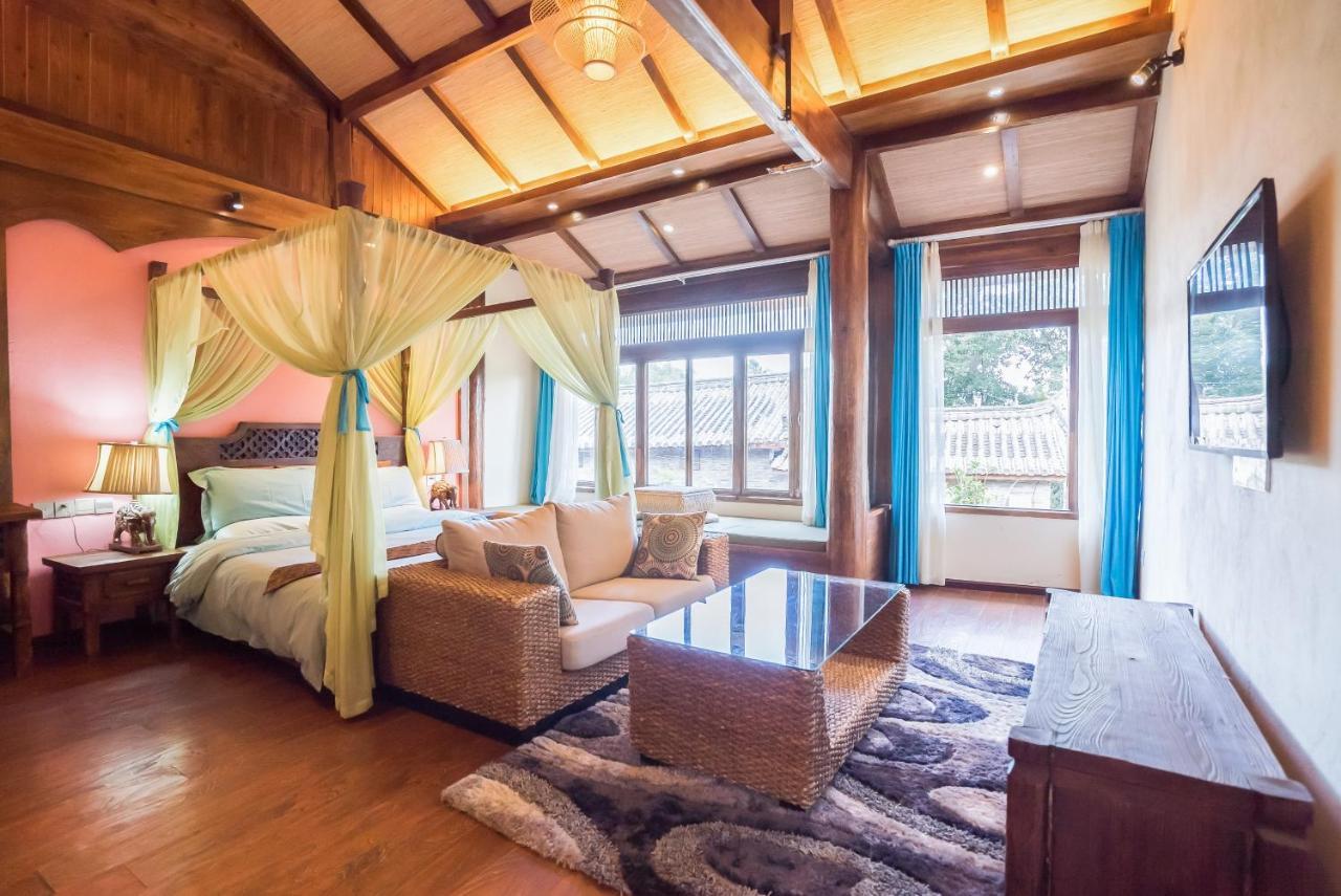 The Ritz-Man Boutique Inn Lijiang ลี่เจียง ภายนอก รูปภาพ